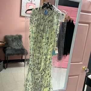 CeCe light yellow floral with lining ties at the waist size 24W  NWT